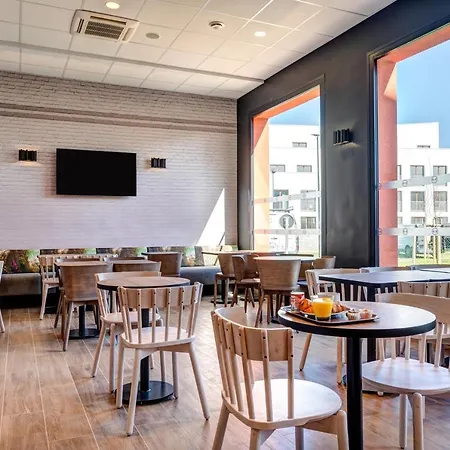 D'arcy Saint Quentin En Yvelines 布瓦达西