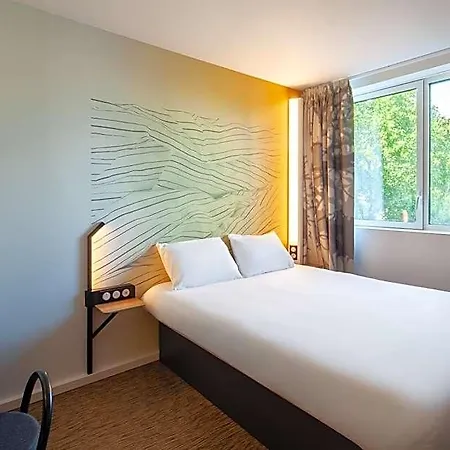 Hotel D'arcy Saint Quentin En Yvelines Bois-dʼArcy