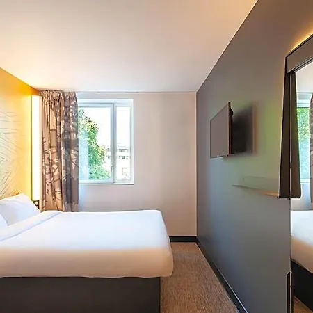D'arcy Saint Quentin En Yvelines Hotel