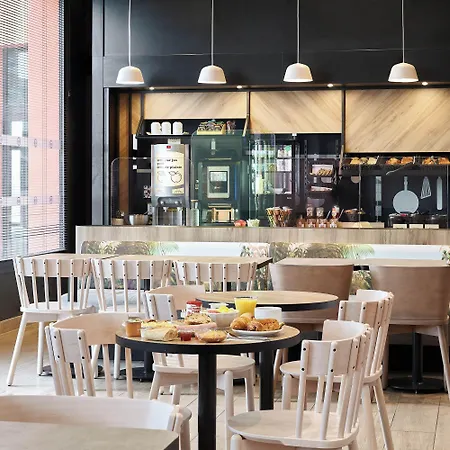 D'arcy Saint Quentin En Yvelines Hotel 3*