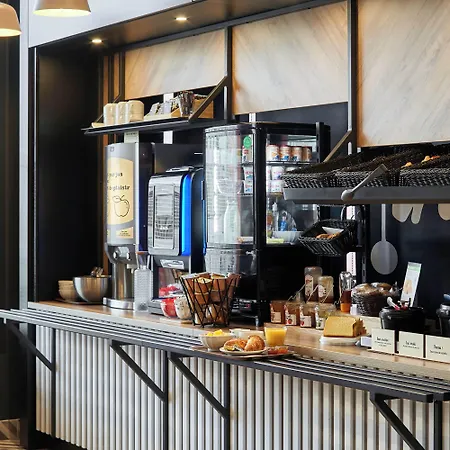 D'arcy Saint Quentin En Yvelines 酒店 布瓦达西